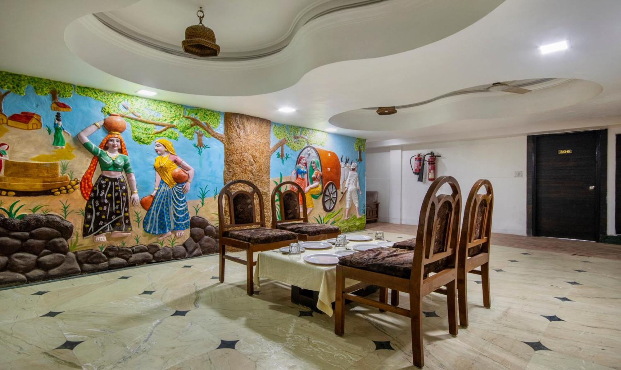 Itsy Hotels Shree Krishna Palace Ahmedabad Ngoại thất bức ảnh